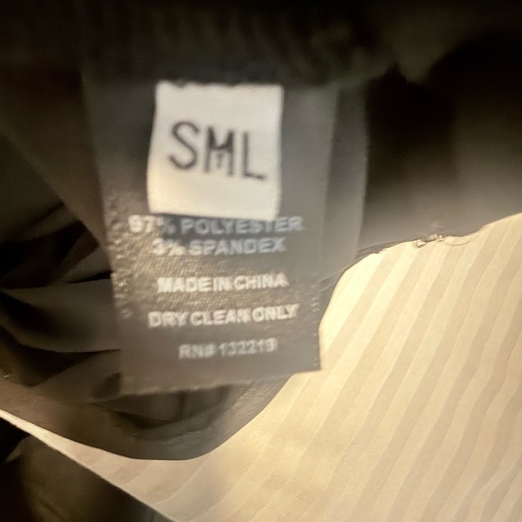 Elegant Black Long Sleeve Dress - Picture 8 of 9